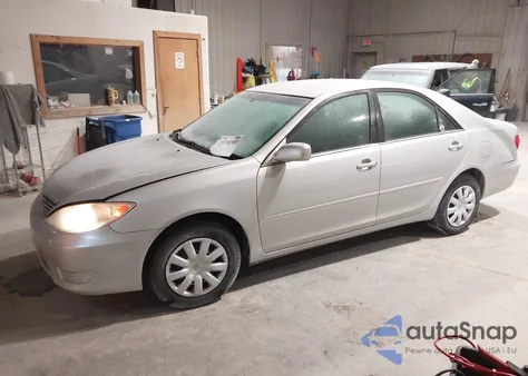 2005 Toyota Camry Le from USA, damaged, VIN 4T1BE30KX5U973623
